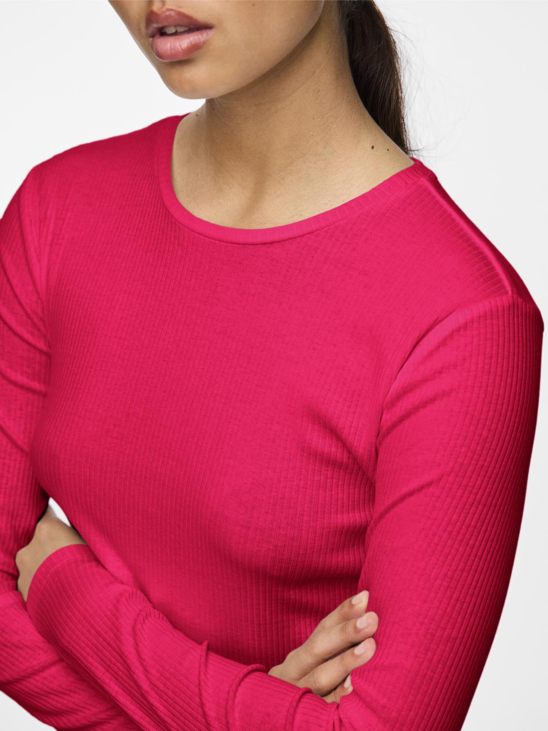 model_shot-front_full